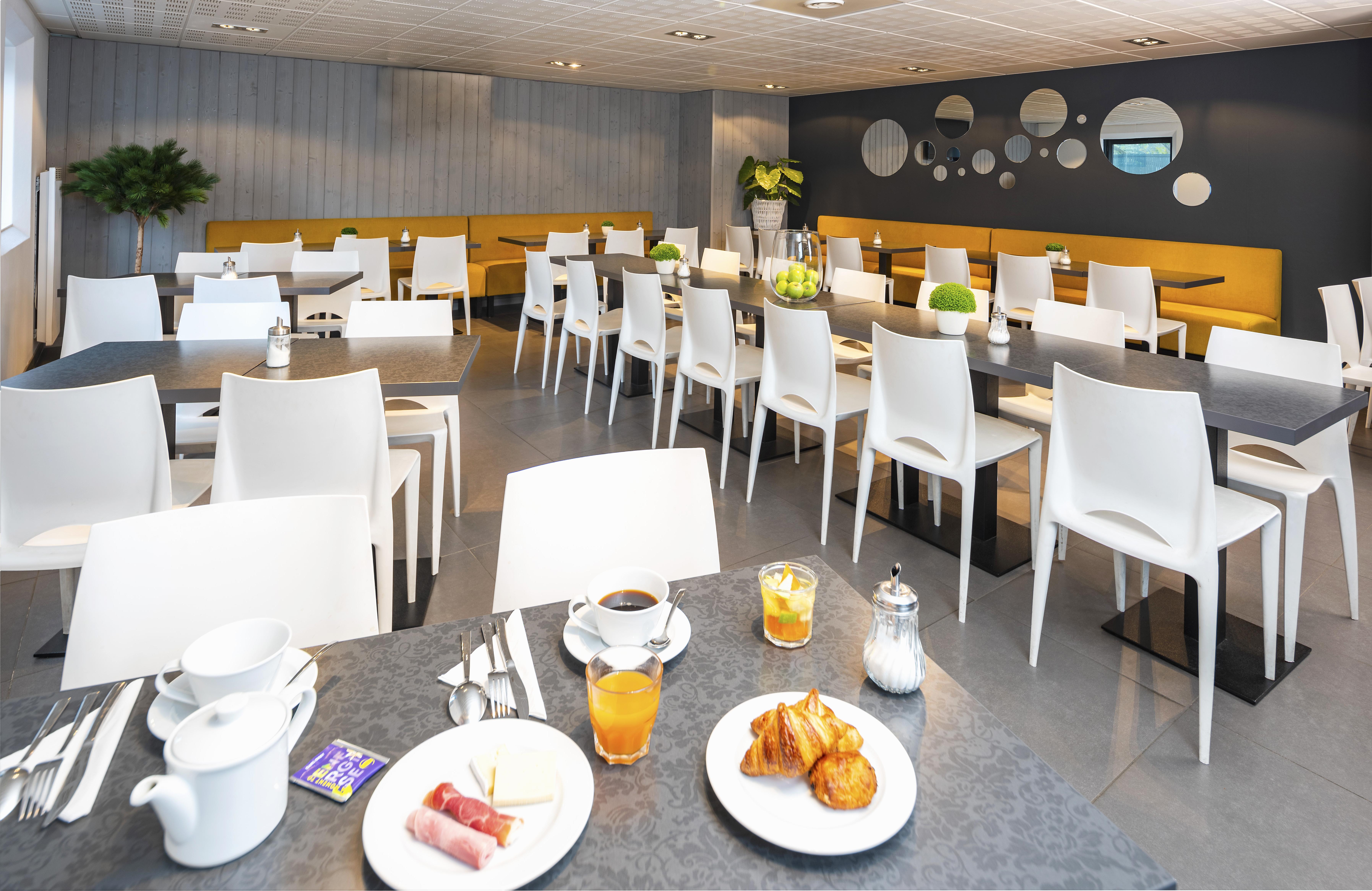 Teneo Apparthotel Bordeaux Merignac - Aeroport Bagian luar foto